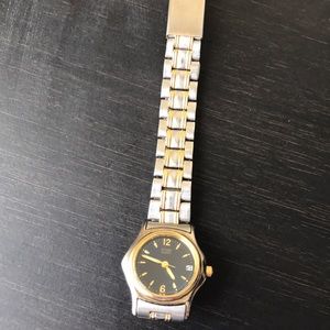 Women’s citizen two tone quarts watch